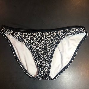 Xhilaration leopard print bikini bottom
